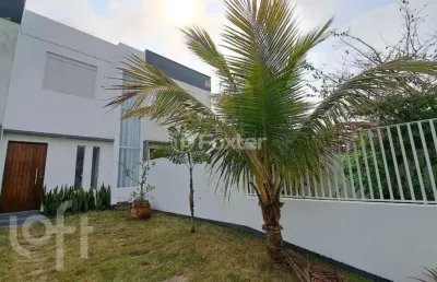 Casa com 3 quartos à venda na rua mogno, 79, campeche, florianópolis, 110 m2 por r$ 1.080.000