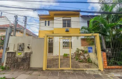 Casa com 4 quartos à venda na rua zamenhoff, 135, são joão, porto alegre, 190 m2 por r$ 900.000