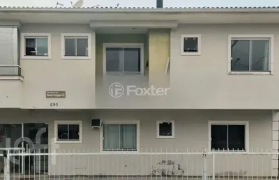 Apartamento com 2 quartos à venda na servidão valdevino marques da natividade, 690, ingleses do rio vermelho, florianópolis, 61 m2 por r$ 245.000