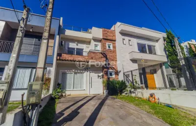 Casa em condomínio fechado com 3 quartos à venda na rua roberto santini, 124, hípica, porto alegre, 146 m2 por r$ 740.000
