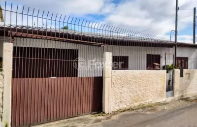 Casa com 3 quartos à venda na rua joel gentil da luz, 60, vila nova, porto alegre, 187 m2 por r$ 378.000