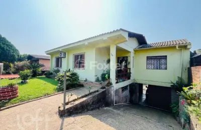 Casa com 3 quartos à venda na rua piquiá, 62, guarani, novo hamburgo, 190 m2 por r$ 330.000