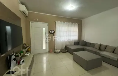 Casa com 2 quartos à venda na rua da erva mate, 207, igara, canoas, 71 m2 por r$ 639.000