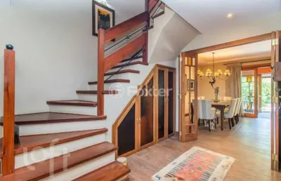 Casa em condomínio fechado com 3 quartos à venda na rua osório tuyuty de oliveira freitas, 120, três figueiras, porto alegre, 313 m2 por r$ 3.200.000