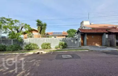 Casa com 3 quartos à venda na rua tunísia, 101, petrópolis, novo hamburgo, 305 m2 por r$ 1.300.000