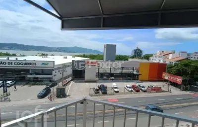 Cobertura com 2 quartos à venda na avenida engenheiro max de souza, 890, coqueiros, florianópolis, 109 m2 por r$ 730.000
