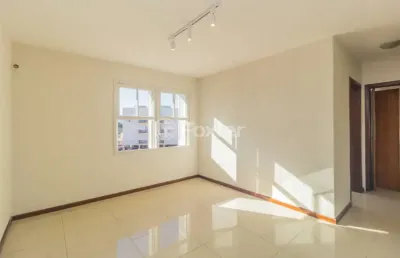 Apartamento com 2 quartos à venda na avenida wenceslau escobar, 915, cristal, porto alegre, 61 m2 por r$ 240.000