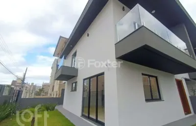 Casa com 3 quartos à venda na rua verona, 03, pagani, palhoça, 136 m2 por r$ 990.000