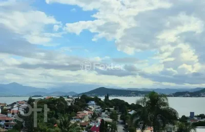 Casa com 3 quartos à venda na rua joão meirelles, 636, abraão, florianópolis, 232 m2 por r$ 1.988.000