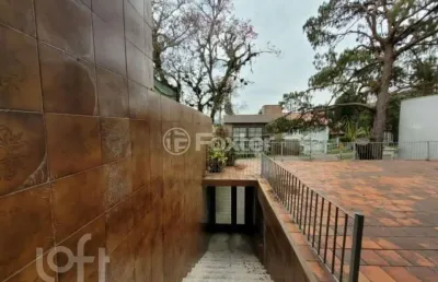 Casa com 3 quartos à venda na rua matias josé bins, 371, três figueiras, porto alegre, 337 m2 por r$ 3.200.000