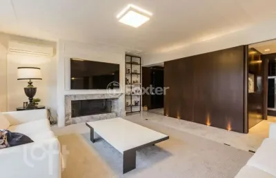 Apartamento com 2 quartos à venda na rua honório silveira dias, 1670, higienópolis, porto alegre, 209 m2 por r$ 3.499.000
