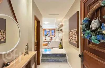 Casa em condomínio fechado com 3 quartos à venda na travessa pedra redonda, 450, jardim isabel, porto alegre, 290 m2 por r$ 1.390.000