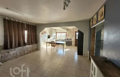 Casa com 4 quartos à venda na rua sol nascente, 34, lomba do pinheiro, porto alegre, 300 m2 por r$ 750.000