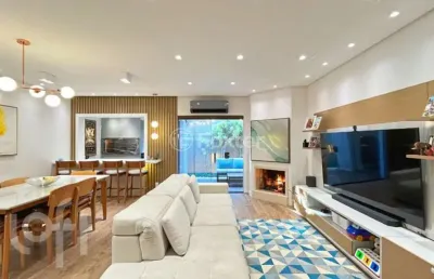 Casa em condomínio fechado com 3 quartos à venda na rua attílio bilibio, 120, jardim carvalho, porto alegre, 223 m2 por r$ 2.100.000