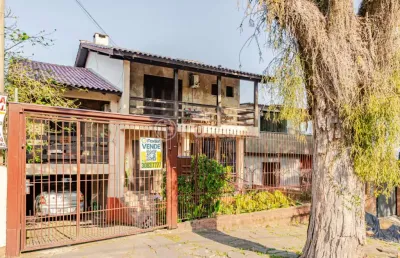 Casa com 4 quartos à venda na rua dos guananas, 143, espírito santo, porto alegre, 250 m2 por r$ 950.000
