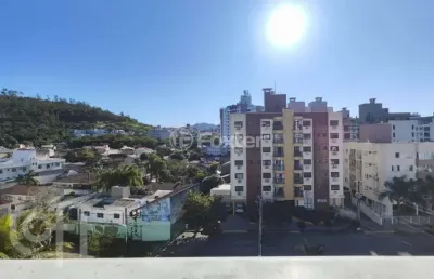 Cobertura com 4 quartos à venda na rua pirineus, 50, córrego grande, florianópolis, 225 m2 por r$ 1.750.000