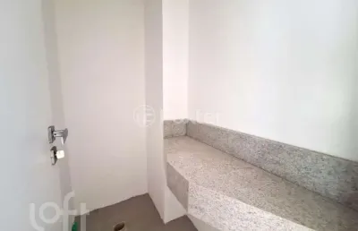 Apartamento com 1 quarto à venda na rua castro alves, 1063, independência, porto alegre, 41 m2 por r$ 750.000