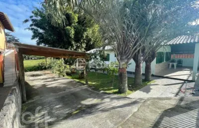 Casa com 4 quartos à venda na rua dos pescadores, 770, pinheira, palhoça, 100 m2 por r$ 800.000