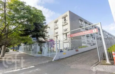 Apartamento com 3 quartos à venda na rua santa cecília, 1315, rio branco, porto alegre, 73 m2 por r$ 395.000