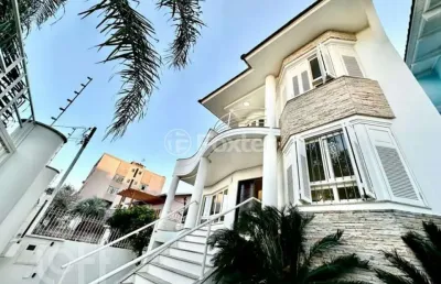 Casa com 3 quartos à venda na rua santini longoni, 270, marechal rondon, canoas, 298 m2 por r$ 1.490.000
