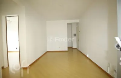 Apartamento com 2 quartos à venda na rua norberto jung, 95, sarandi, porto alegre, 52 m2 por r$ 240.000