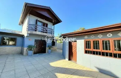 Casa com 3 quartos à venda na rua veneza, 1199, berto círio, nova santa rita, 270 m2 por r$ 950.000
