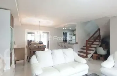Casa com 3 quartos à venda na rua corticeira, 431, hípica, porto alegre, 188 m2 por r$ 699.000