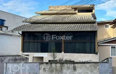 Casa com 3 quartos à venda na servidão maria rosa martins, 186, trindade, florianópolis, 100 m2 por r$ 798.000