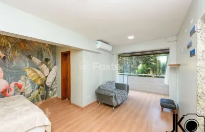 Apartamento com 1 quarto à venda na avenida independência, 967, independência, porto alegre, 41 m2 por r$ 334.000