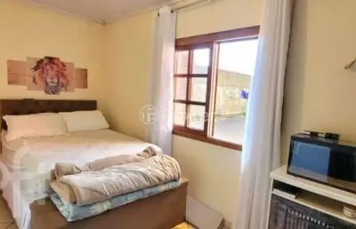 Casa com 2 quartos à venda na rua santa tereza, 455, olaria, canoas, 62 m2 por r$ 380.000