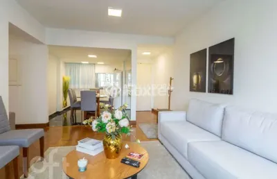 Apartamento com 3 quartos à venda na rua marquês do pombal, 564, moinhos de vento, porto alegre, 104 m2 por r$ 800.000