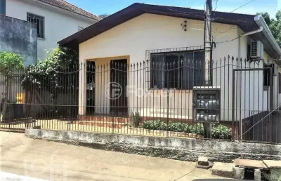 Casa com 4 quartos à venda na rua senador salgado filho, 179, centro, esteio, 105 m2 por r$ 477.000