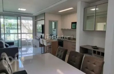 Apartamento com 3 quartos à venda na rua deputado paulo preis, 565, jurerê, florianópolis, 85 m2 por r$ 2.100.000