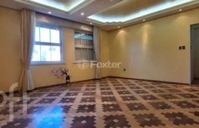 Apartamento com 3 quartos à venda na rua doutor oscar bittencourt, 203, menino deus, porto alegre, 130 m2 por r$ 360.000