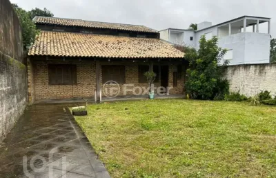 Casa com 3 quartos à venda na rua primeiro de maio, 344, partenon, porto alegre, 150 m2 por r$ 399.000
