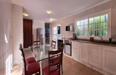 Casa com 4 quartos à venda na rua josé pedro de moura, 39, jardim isabel, porto alegre, 334 m2 por r$ 890.000