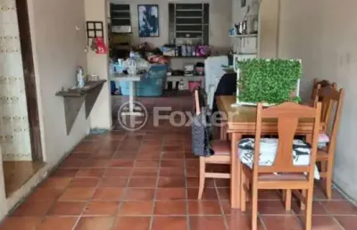 Casa com 3 quartos à venda na rua doutor murtinho, 829, bom jesus, porto alegre, 180 m2 por r$ 349.000