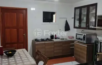 Casa com 2 quartos à venda na rua manoel fernandes, 253, guarujá, porto alegre, 86 m2 por r$ 339.000