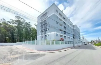Apartamento com 2 quartos à venda na rua giovanni pisano, 500, aririu, palhoça, 55 m2 por r$ 330.000