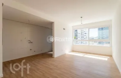 Apartamento com 2 quartos à venda na rua alberto silva, 51, vila ipiranga, porto alegre, 69 m2 por r$ 600.000