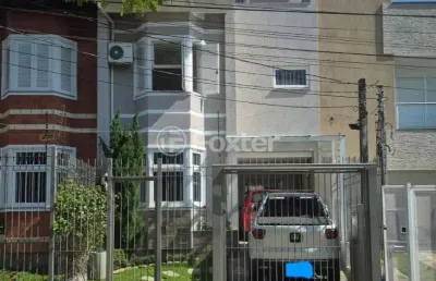 Casa com 3 quartos à venda na rua professor leopoldo tietbohl, 285, jardim itu sabará, porto alegre, 177 m2 por r$ 1.250.000