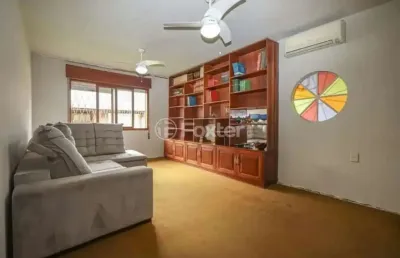 Casa com 3 quartos à venda na avenida nilo ruschel, 363, morro santana, porto alegre, 113 m2 por r$ 590.000