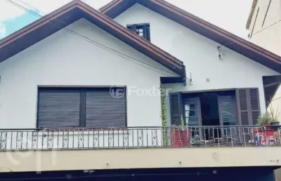 Casa com 3 quartos à venda na rua miguel muratore, 65, medianeira, caxias do sul, 241 m2 por r$ 650.000