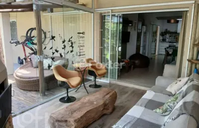 Casa com 3 quartos à venda na avenida das palmeiras, 1124, daniela, florianópolis, 120 m2 por r$ 2.150.000