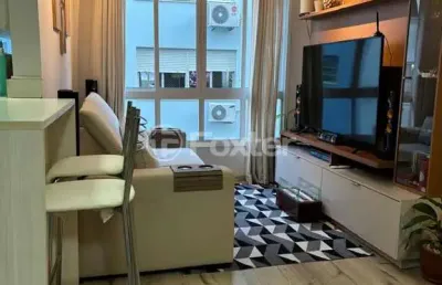 Apartamento com 2 quartos à venda na travessa alexandrino de alencar, 50, azenha, porto alegre, 5061 m2 por r$ 430.000