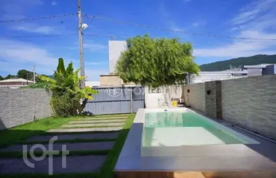 Casa com 2 quartos à venda na avenida red park, 119, são joão do rio vermelho, florianópolis, 98 m2 por r$ 990.000