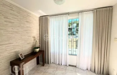 Casa com 4 quartos à venda na rua professor belarmino corrêa, 275, trindade, florianópolis, 194 m2 por r$ 1.350.000