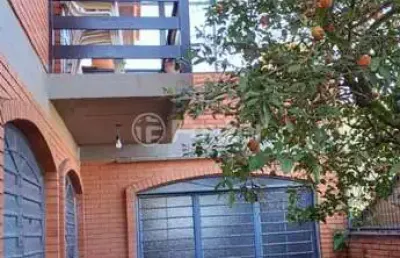 Casa com 3 quartos à venda na rua angelo corso, 1062, petrópolis, caxias do sul, 150 m2 por r$ 1.450.000