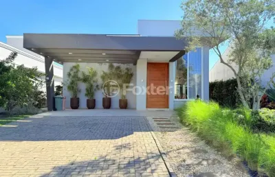 Casa em condomínio fechado com 3 quartos à venda na rua onório germano, 2009, centro, capão da canoa, 152 m2 por r$ 1.600.000