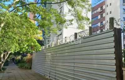Terreno à venda na rua dário pederneiras, 165, petrópolis, porto alegre, 671 m2 por r$ 2.250.000